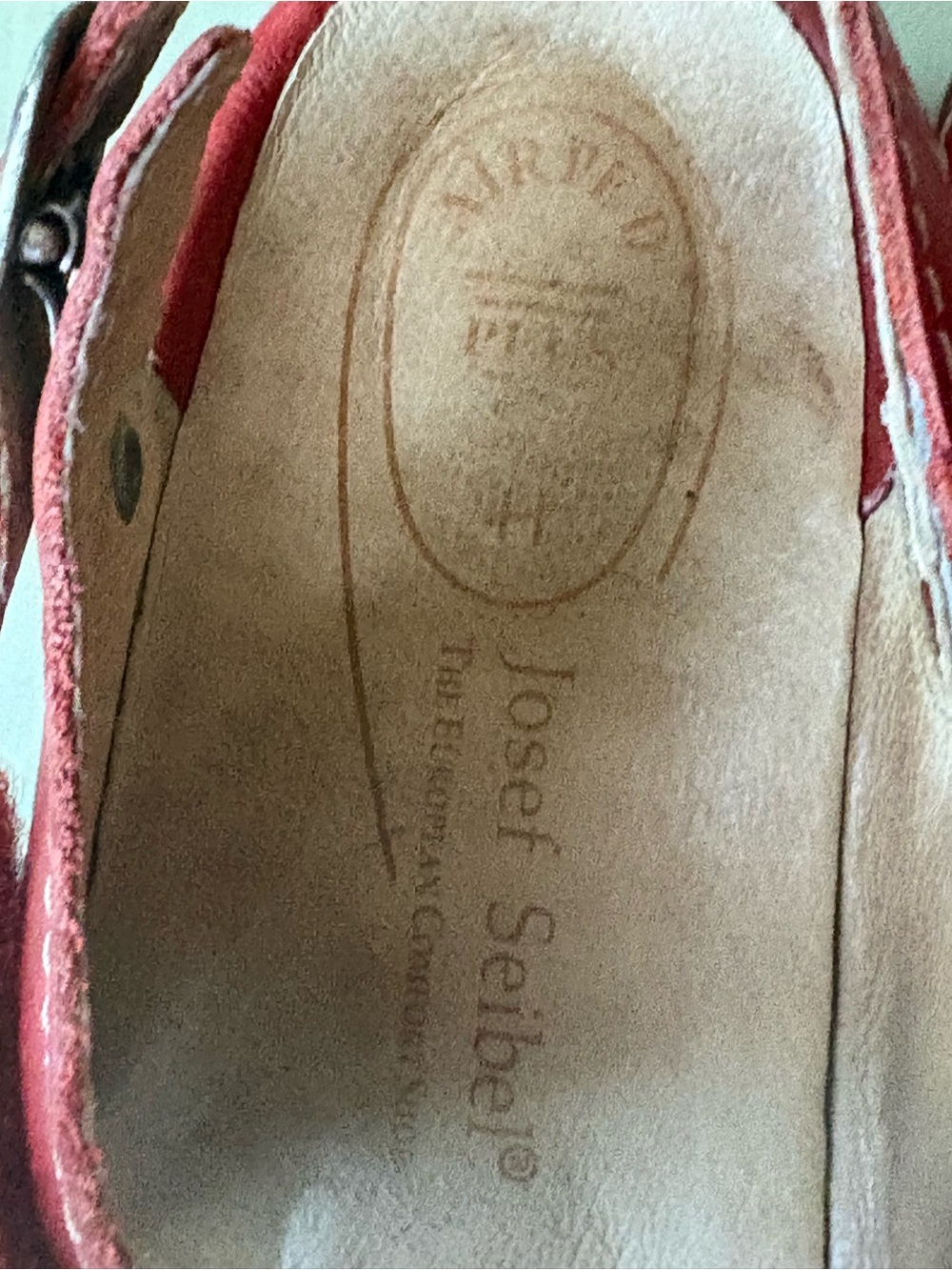 Josef Seibel Red Leather Comfort Sandals size 39 or 8.5 - Picture 6 of 9